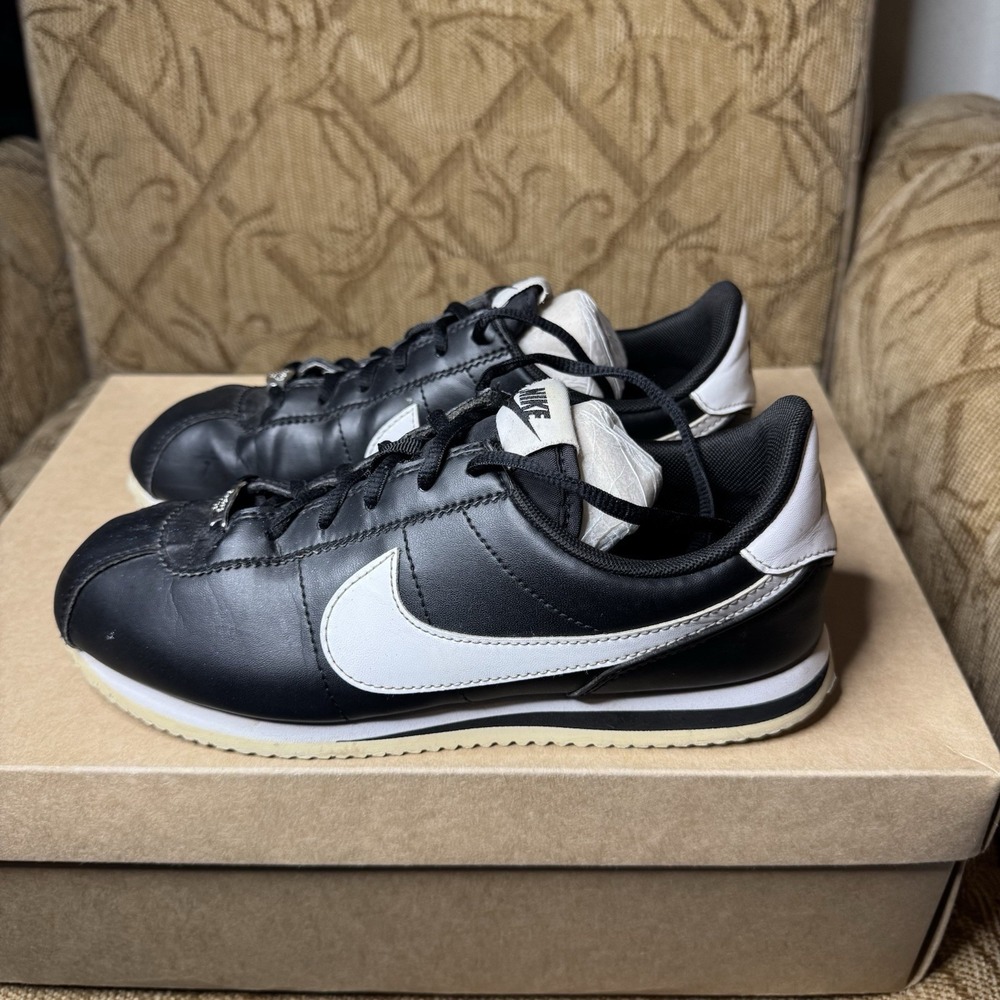 Nike Cortez 72 Basic 904764-001 Leather Lace Up Sneaker Gs Shoes‎ Size 6.5Y